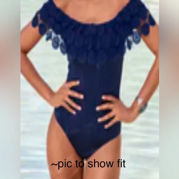 NWT~Trina Turk One Piece Navy Swimsuit SZ 6 - Picture 2 of 5